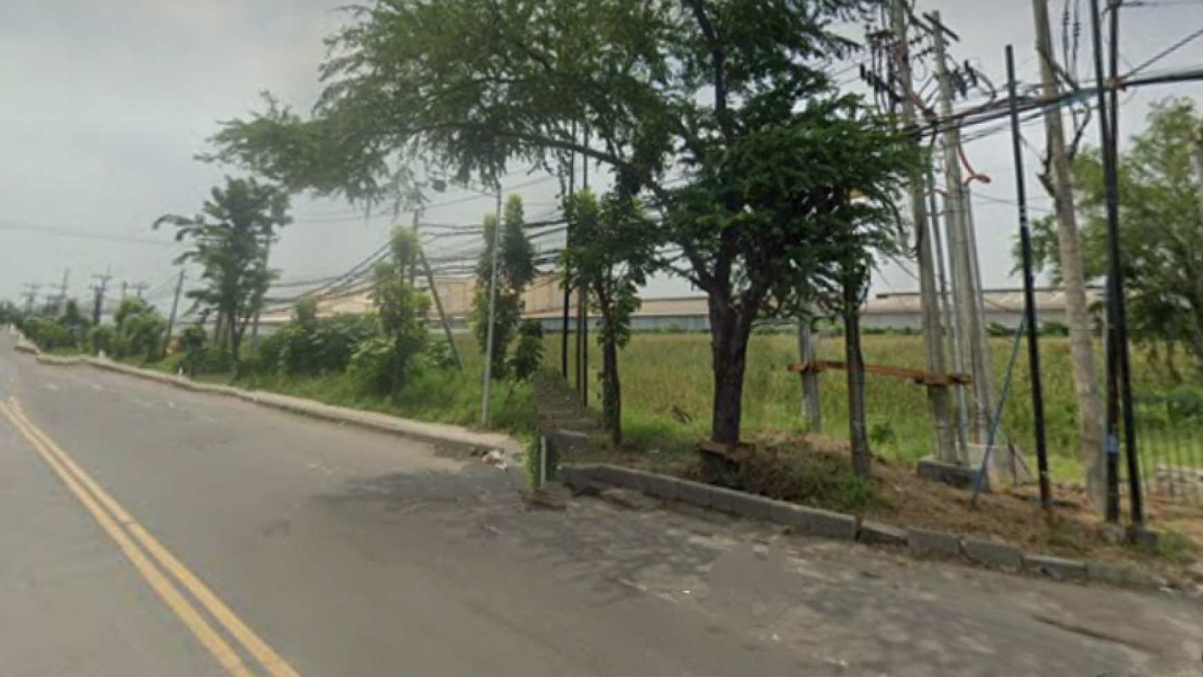 Dijual 1,7 Ha Tanah Zona Industri - Raya Sukomulyo- Manyar- GRESIK dekat Maspion Industrial Estate