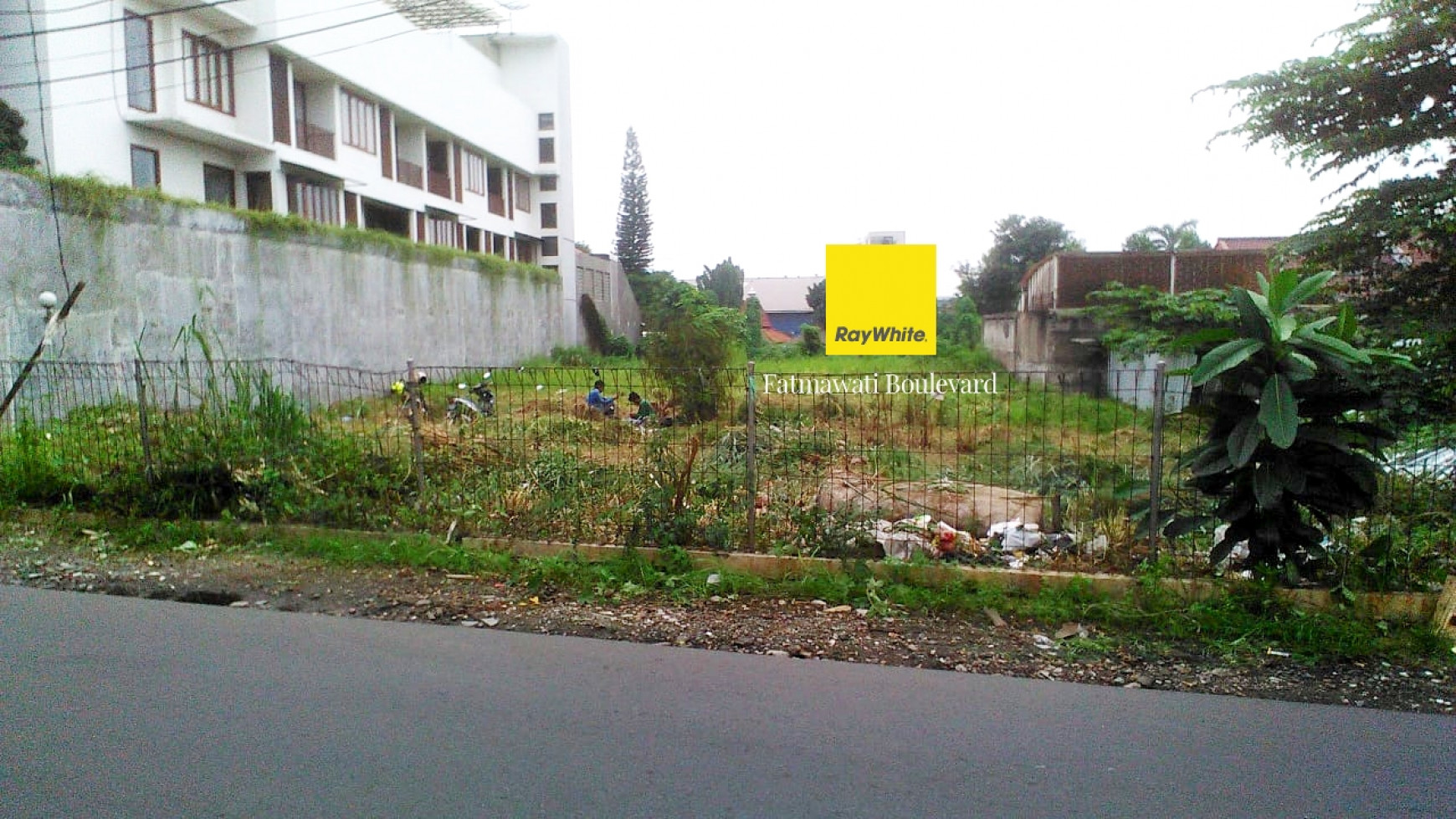 Tanah dijual lokasi sangat strategis dekat citos  bisa hunian atau usaha 