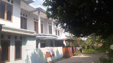 Rumah Hoek Puri Nirwana Bogor Luas 200m2