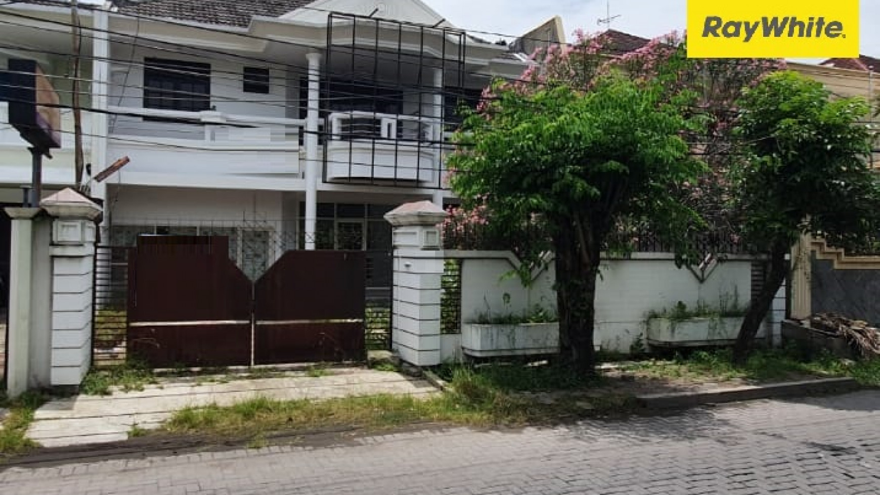 Disewakan Rumah 2 lantai di Darmo Permai, Surabaya