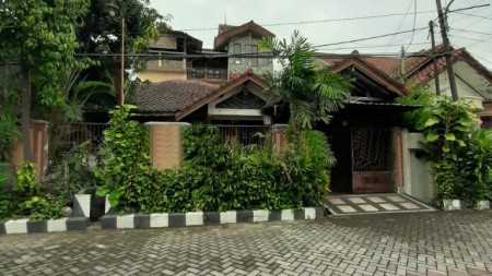 Dijual Rumah Satelit Indah - Sukomanunggal Surabaya Barat - Luas 312 m2 ( 12x26)- SHM - Dekat Akses Tol