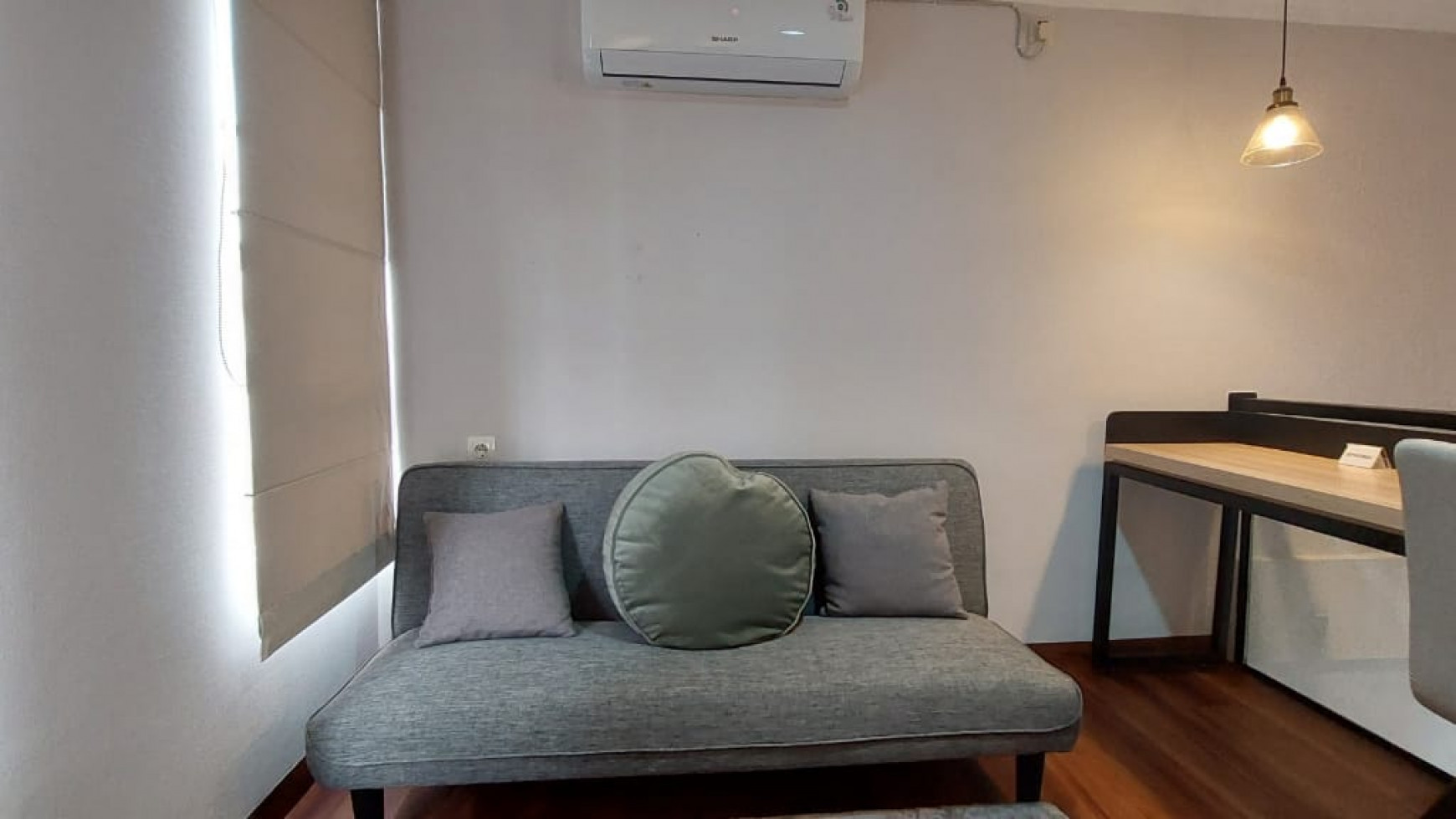 Rumah brand new minimalis di ciputat