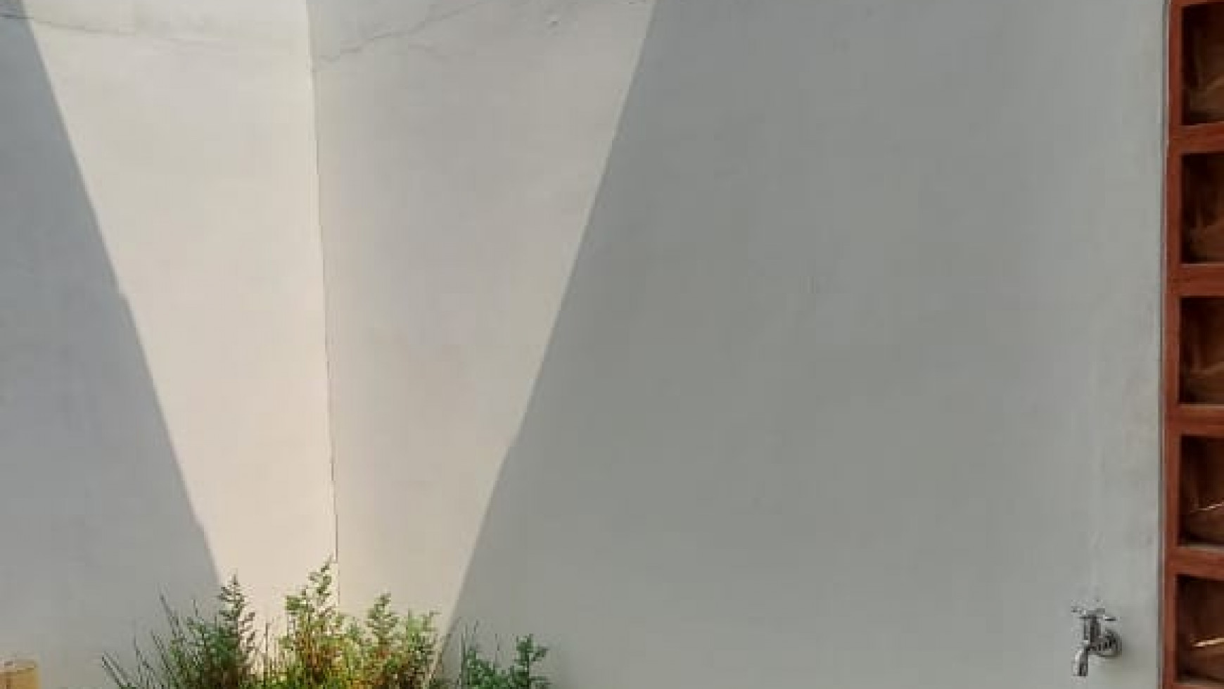 Rumah brand new minimalis di ciputat