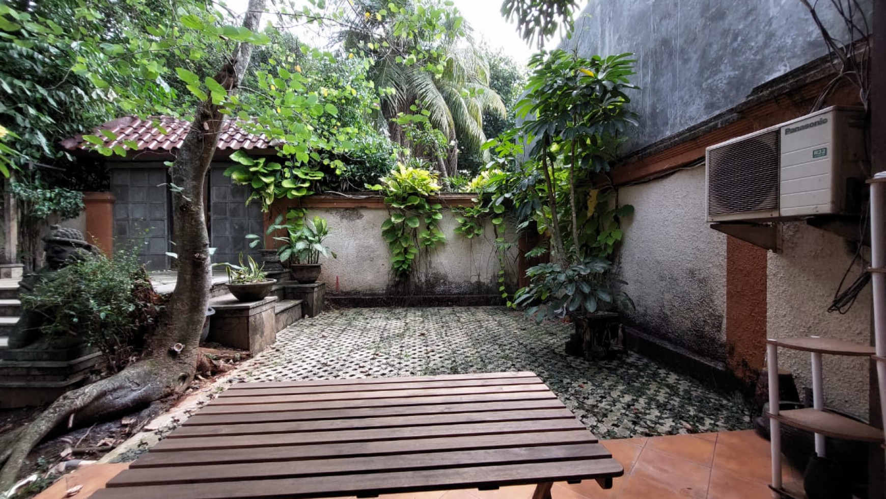 Rumah MEWAH Etnik Bali dan Siap Huni @Bali View Cirendeu