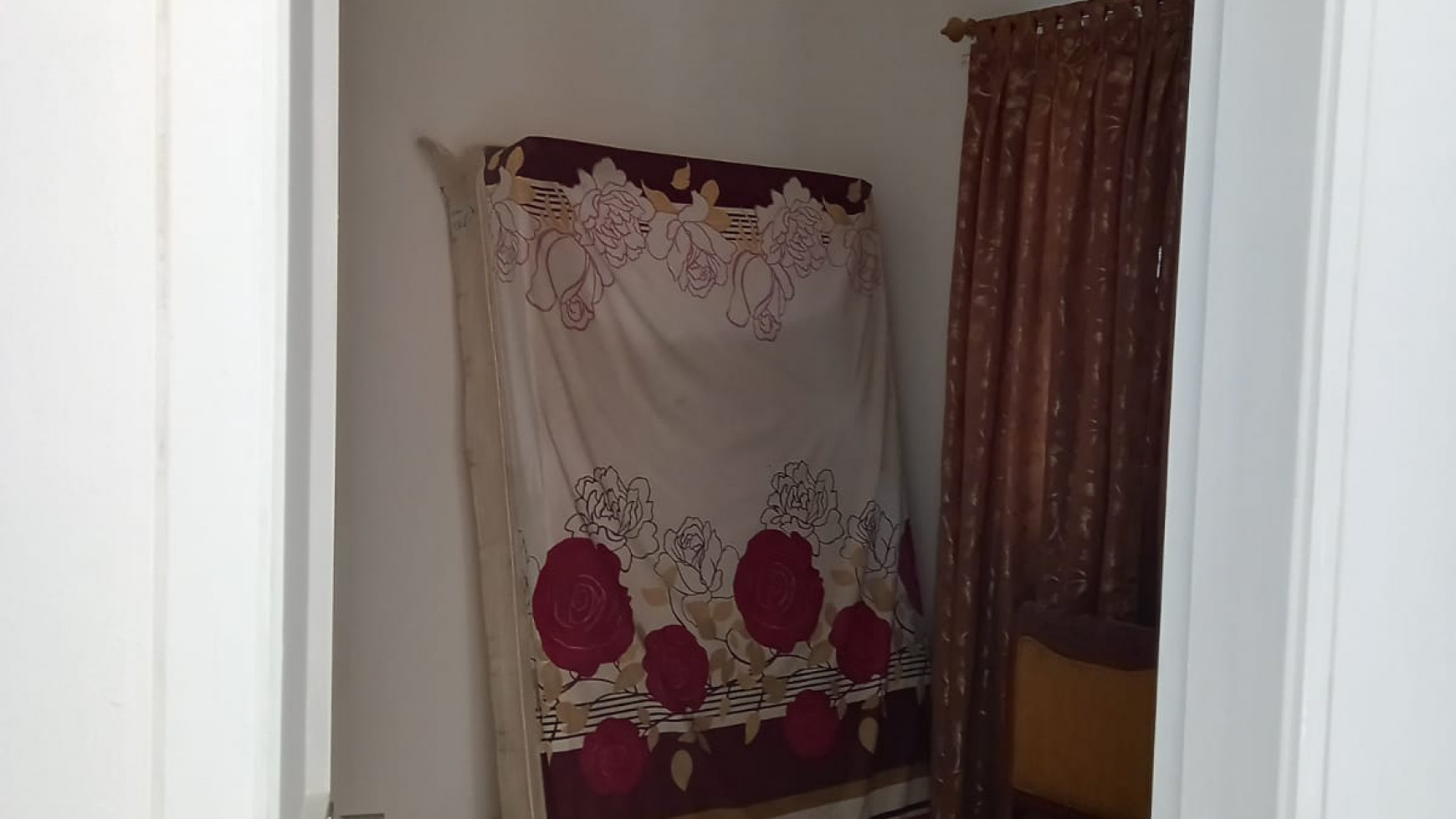 Neo Catalonia, Nusa loka BSD di hook 