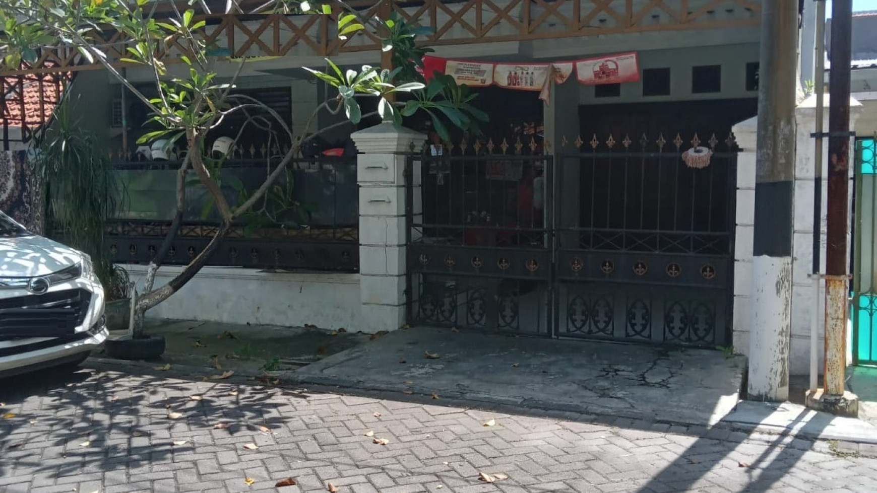 Dijual Rumah 2 lantai di Medokan Asri Utara, Surabaya