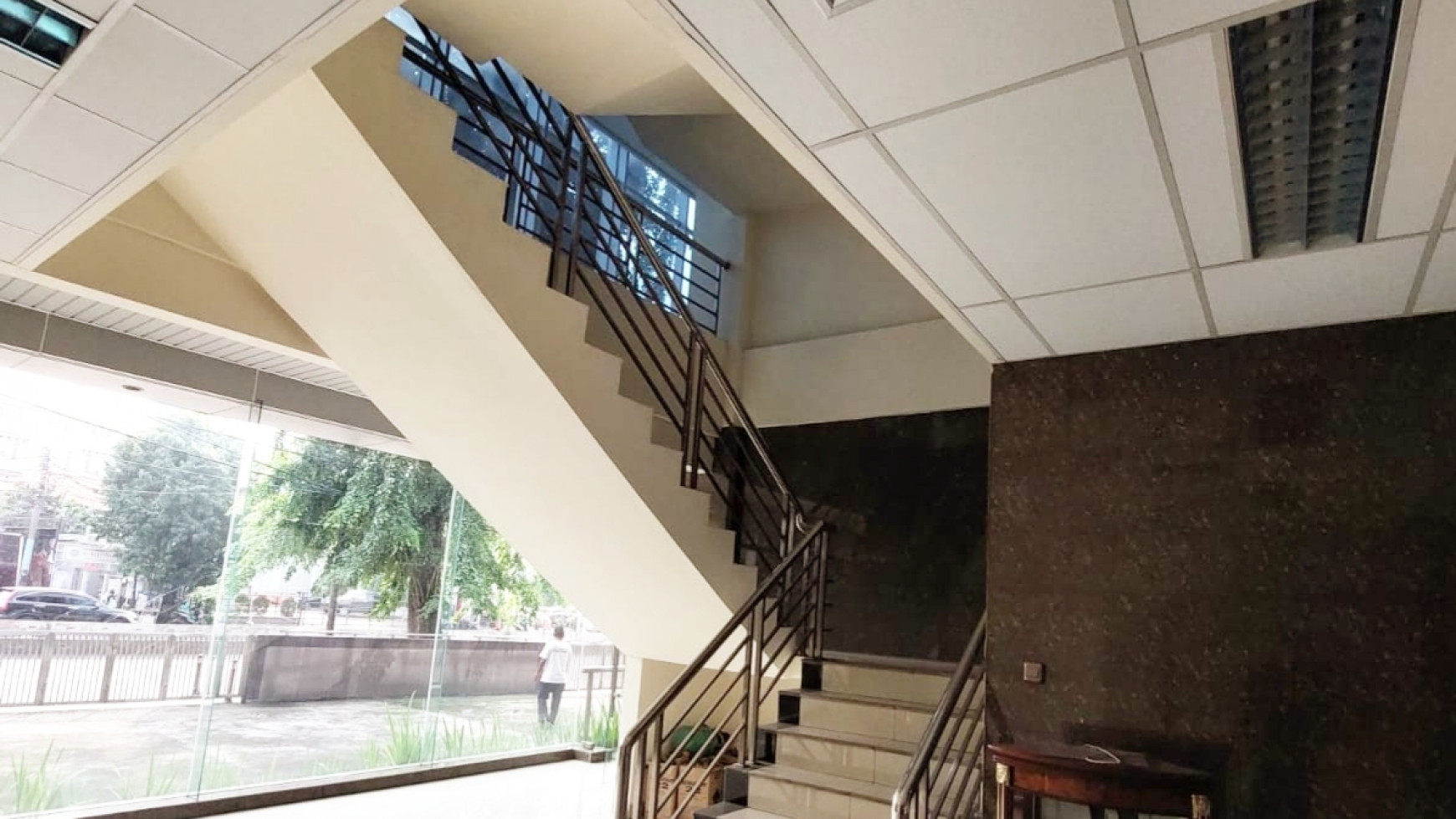 GEDUNG KANTOR BRANDNEW AREA MAMPANG PRAPATAN RAYA DEKAT KUNINGAN 