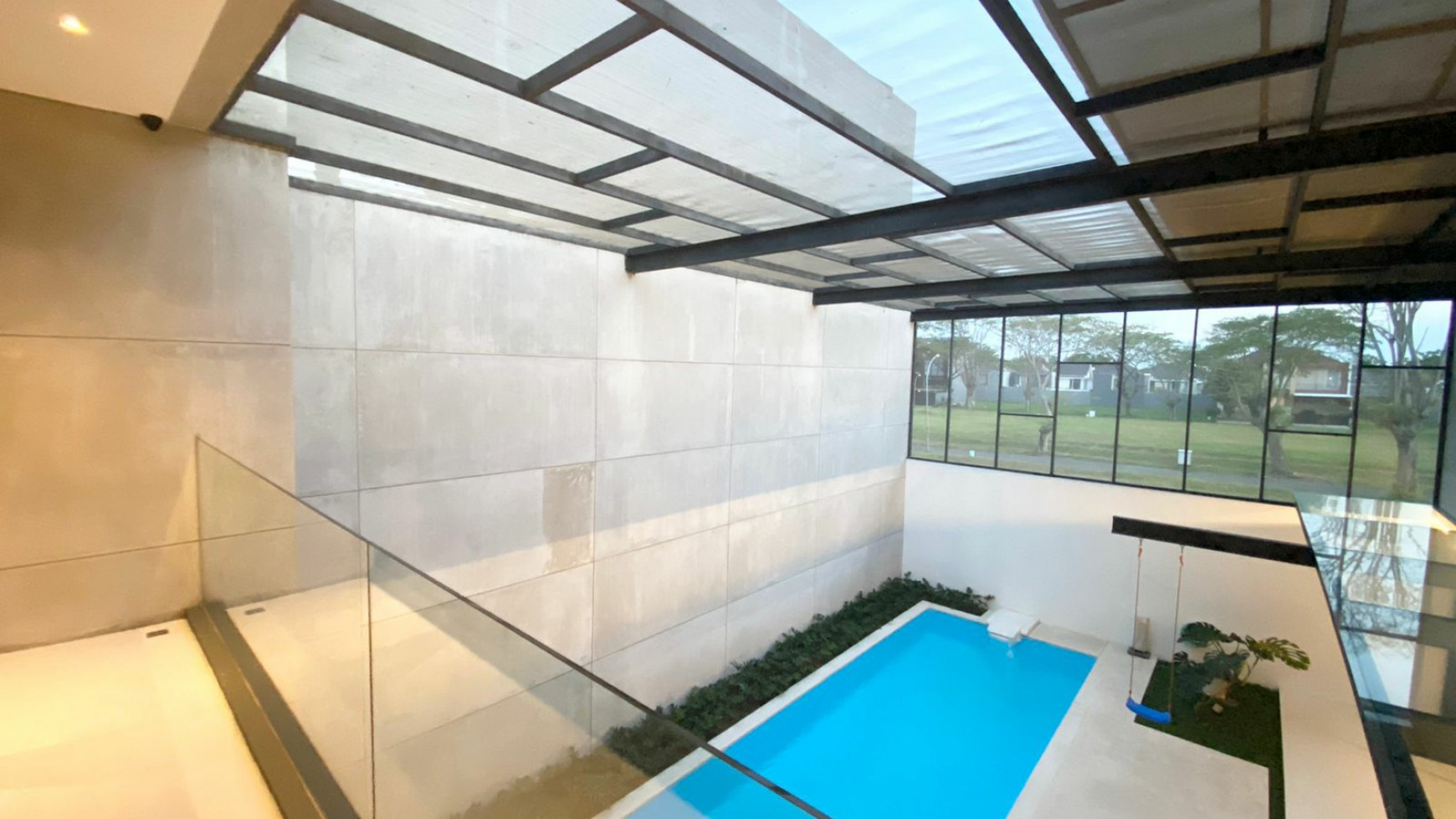 Dijual Rumah + PRIVATE Swimming Pool Somerset Citraland Surabaya - New Premium Design - GRANITE + SOLID Wood Flooring