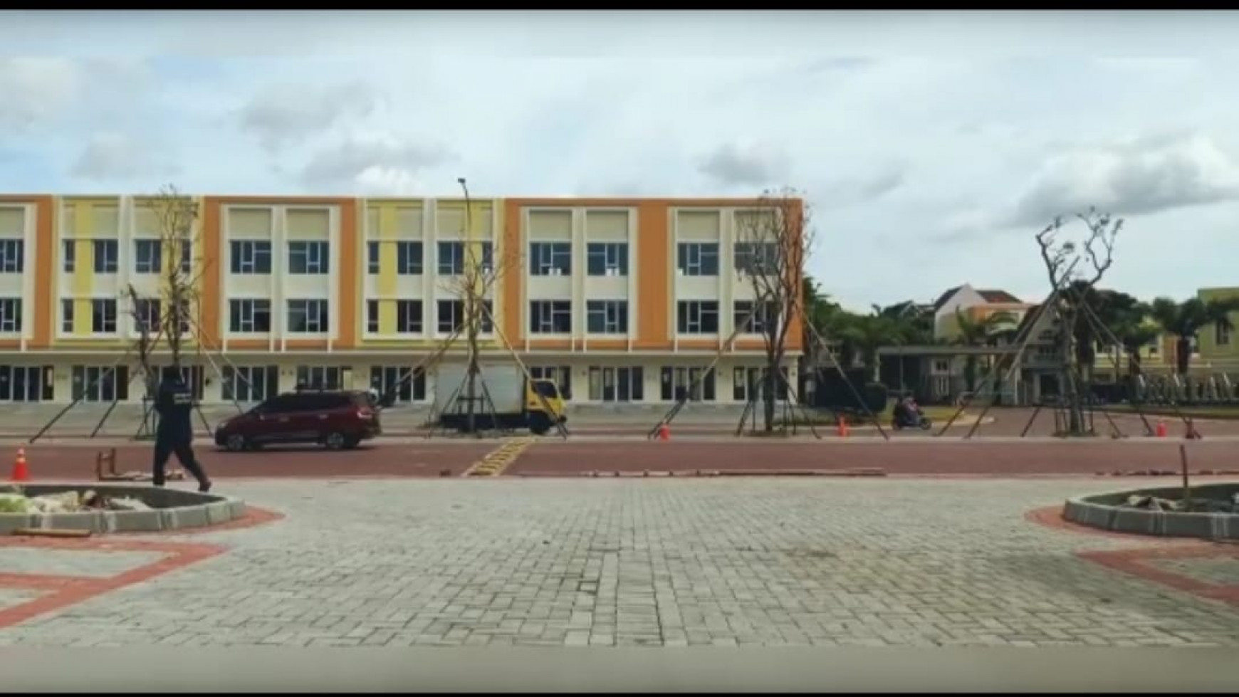 RUKO PISA GRANDE, Paramount, Gading Serpong.