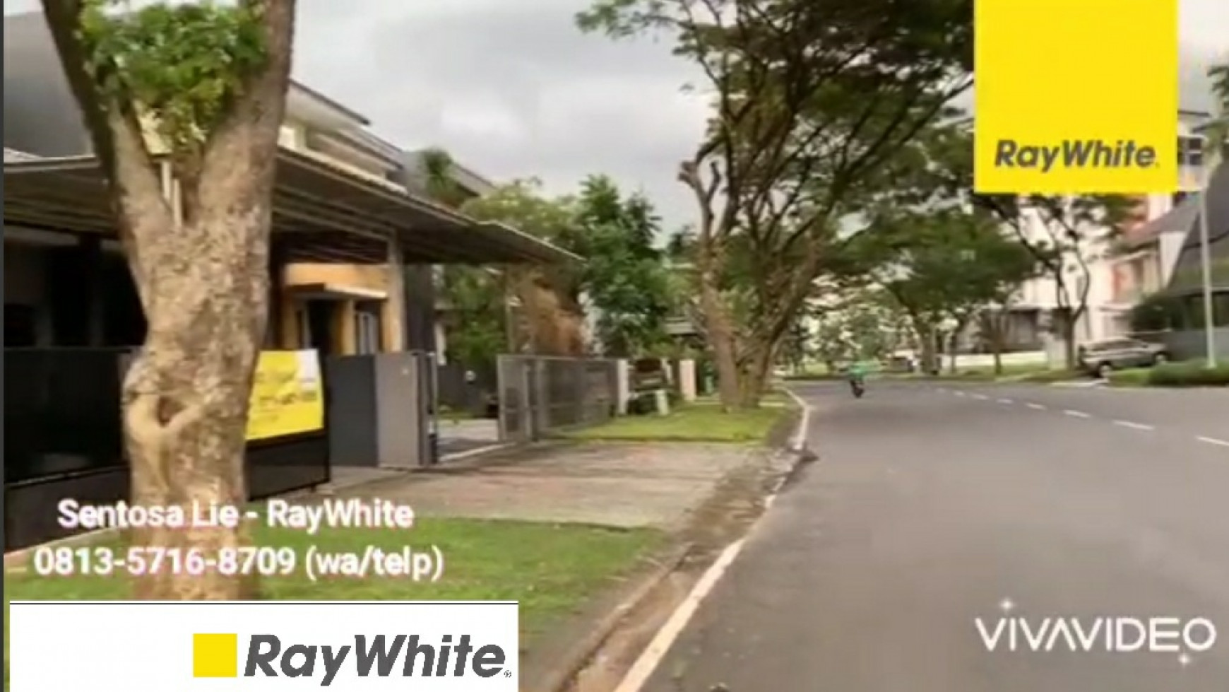 Jual / Sewa Rumah Royal Residence - Wiyung Surabaya Barat - Raya Boulevard - Luar CLUSTER- Row Jalan LUAS