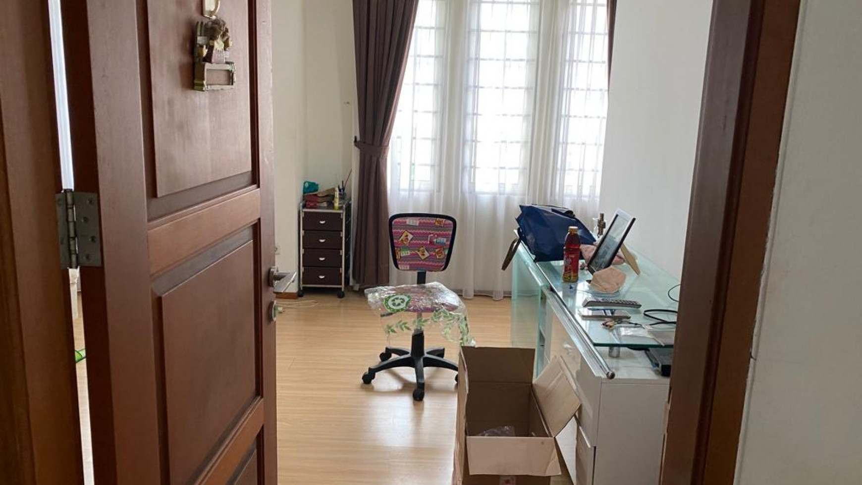 Rumah bagus dan rapih di beverly golf JL. Medara lippo karawaci tangerang