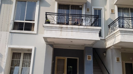 Rumah Townhouse Bebas Banjir di Gading Grande Kelapa Gading Jakarta Utara