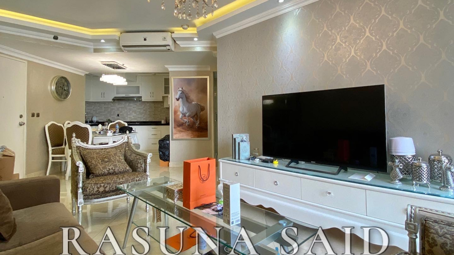 Dijual Unit Apartemen Rasuna Said. Kuningan. 2 BR