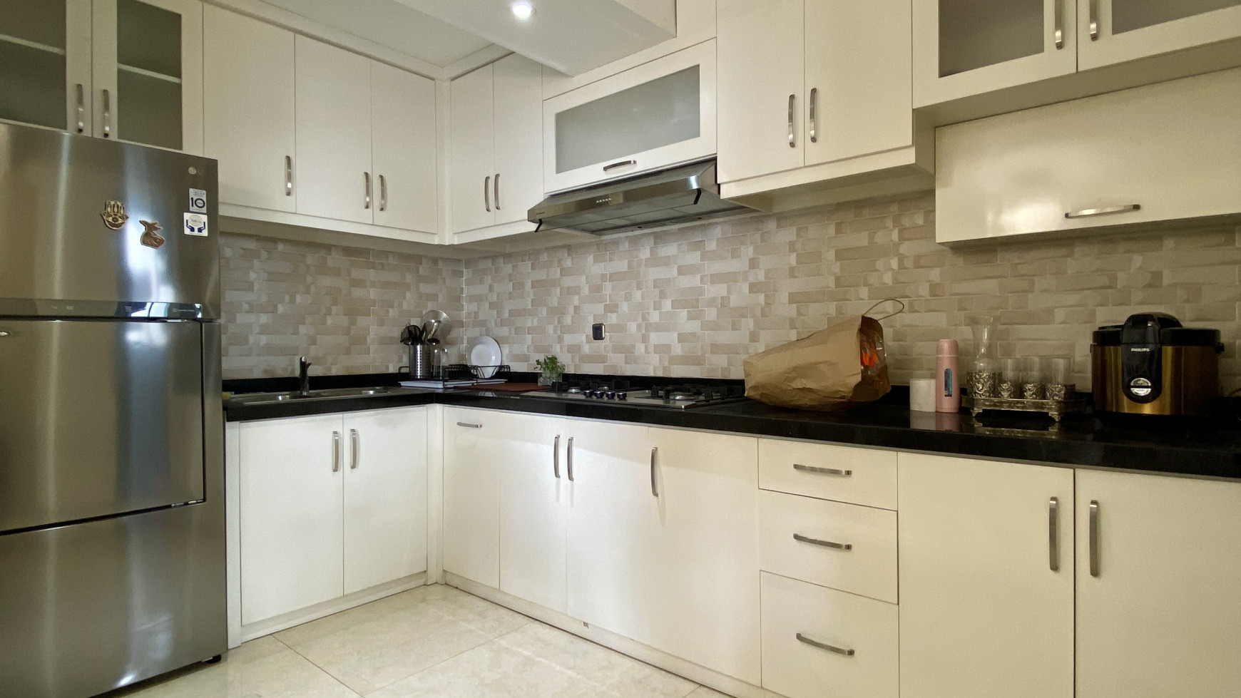 Dijual Unit Apartemen Rasuna Said. Kuningan. 2 BR