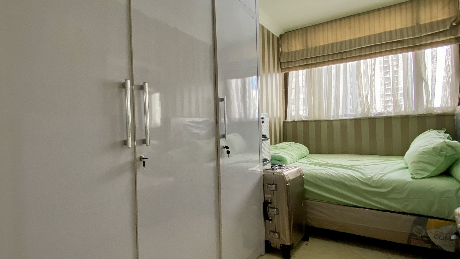 Dijual Unit Apartemen Rasuna Said. Kuningan. 2 BR