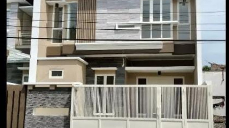 Dijual Rumah 2 lantai di Jalan Jemursari, Surabaya