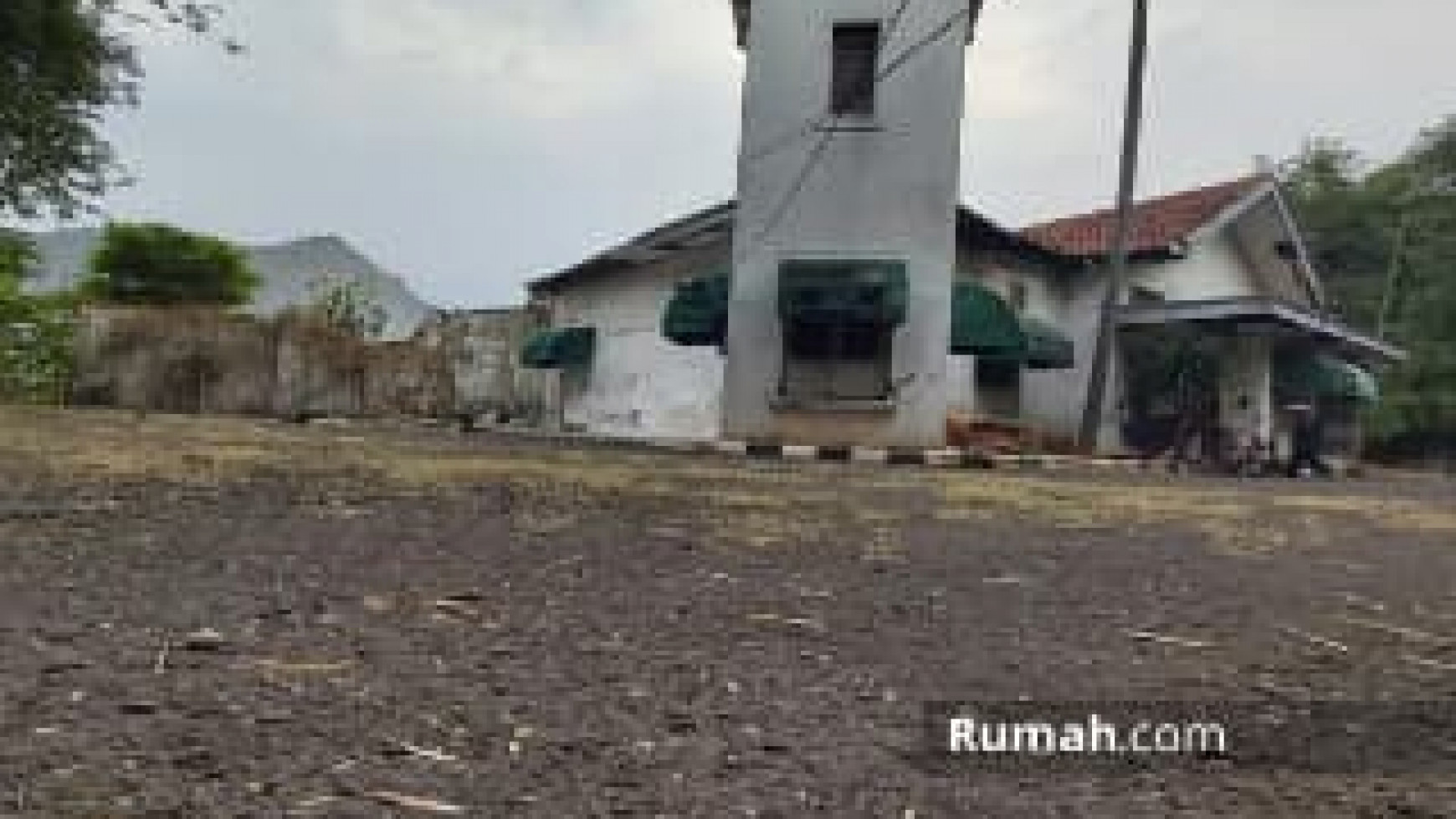 TANAH ZONA CAMPURAN AREA JALAN UTAMA MENTENG DEKAT TAMAN SUROPATI