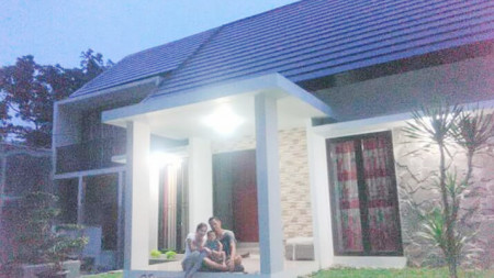 Dijual Rumah Siap Huni, Lokasi Strategis, dan Asri Di Parigi Raya, Pondok Aren