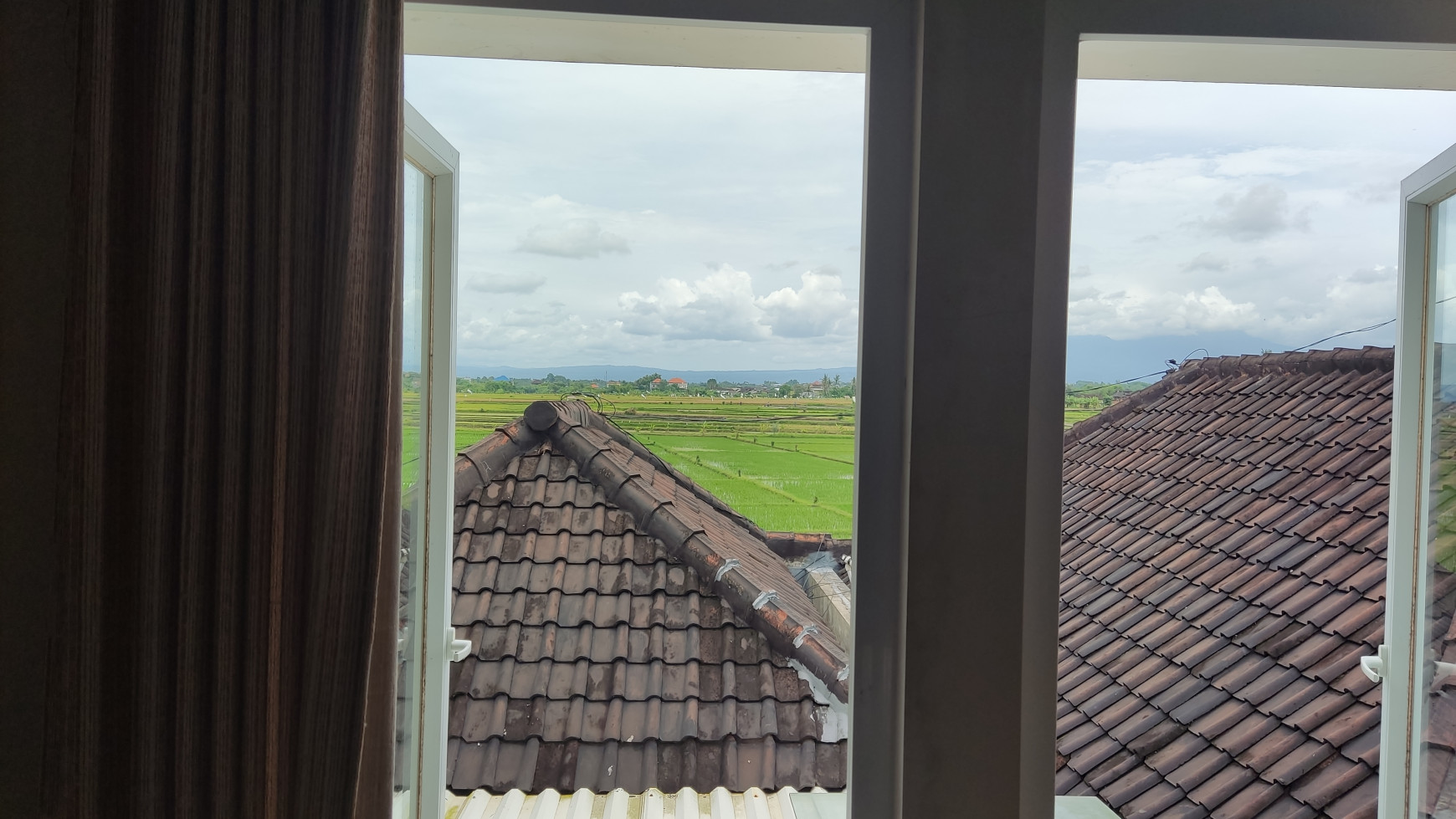 Freehold  2-bedrooms house with amazing rice field view located at jalan Tanah Lot Pandak Gede