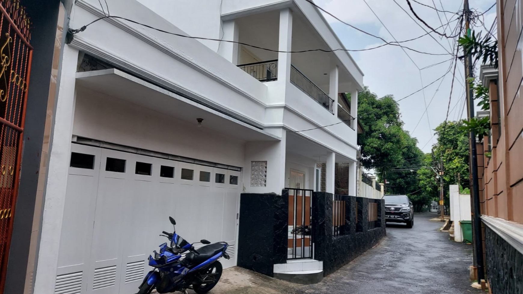 Rumah brand new siap huni di jakarta selatan