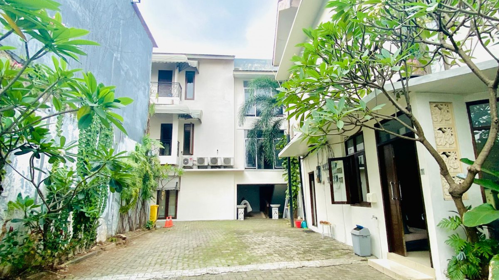 Dijual Cepat & Murah Rumah Kost Exclusive Di Kemang, Jakarta Selatan