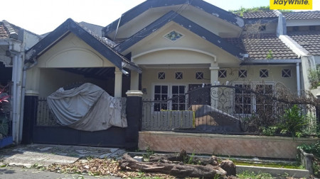 Dijual Rumah SHM di Puri Indah Kulon, Surabaya Barat