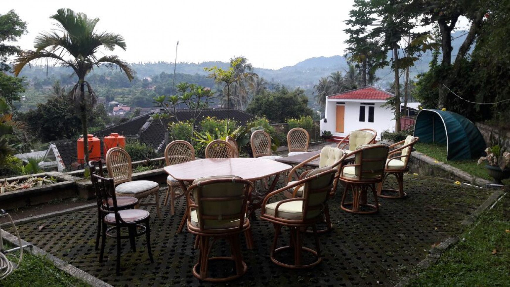 VILLA DENGAN VIEW CANTIK AREA CIBOGO PUNCAK 