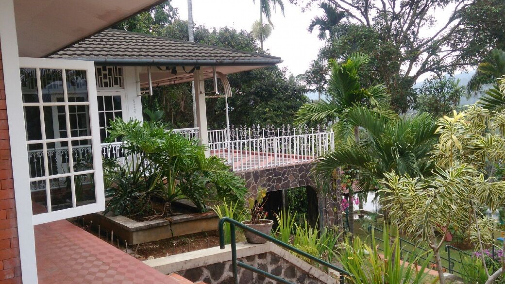 VILLA DENGAN VIEW CANTIK AREA CIBOGO PUNCAK 