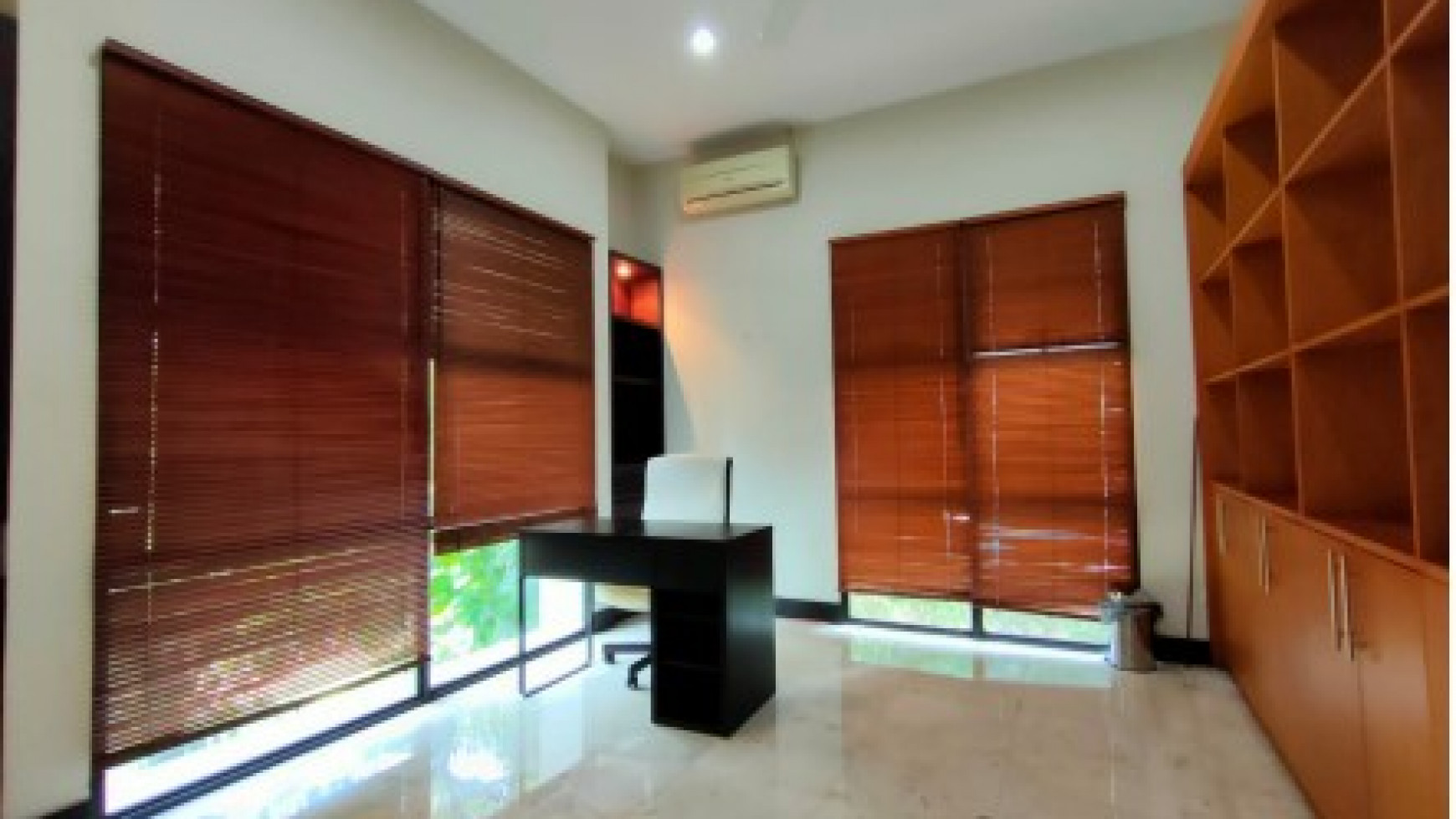 Dijual Rumah Mewah dalam Cluster TB. SIMATUPANG