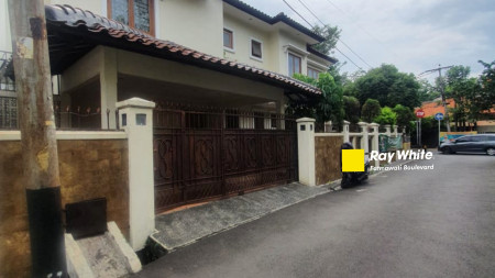 RUMAH BAGUS KAWASAN PREMIUM DIJUAL CEPAT HARGA NJOP