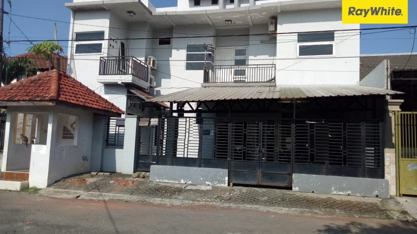 Dijual Rumah 2 lantai di Jalan Gayungsari, Surabaya