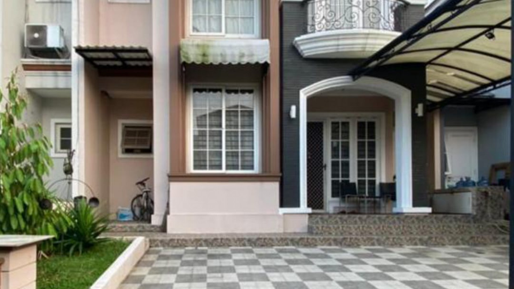 Rumah standar Provence parkland BSD
