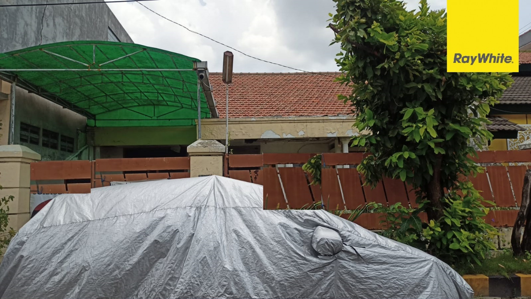 Dijual Rumah SHM di Rungkut Asri Tengah, Surabaya