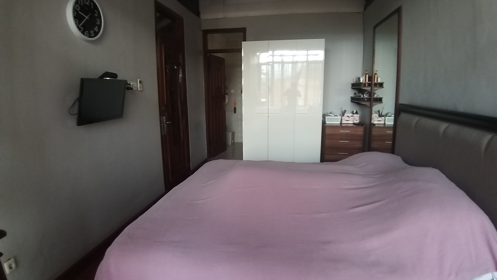 Rumah Full Furnished , Ciumbuleuit atas dekat Hotel Padma