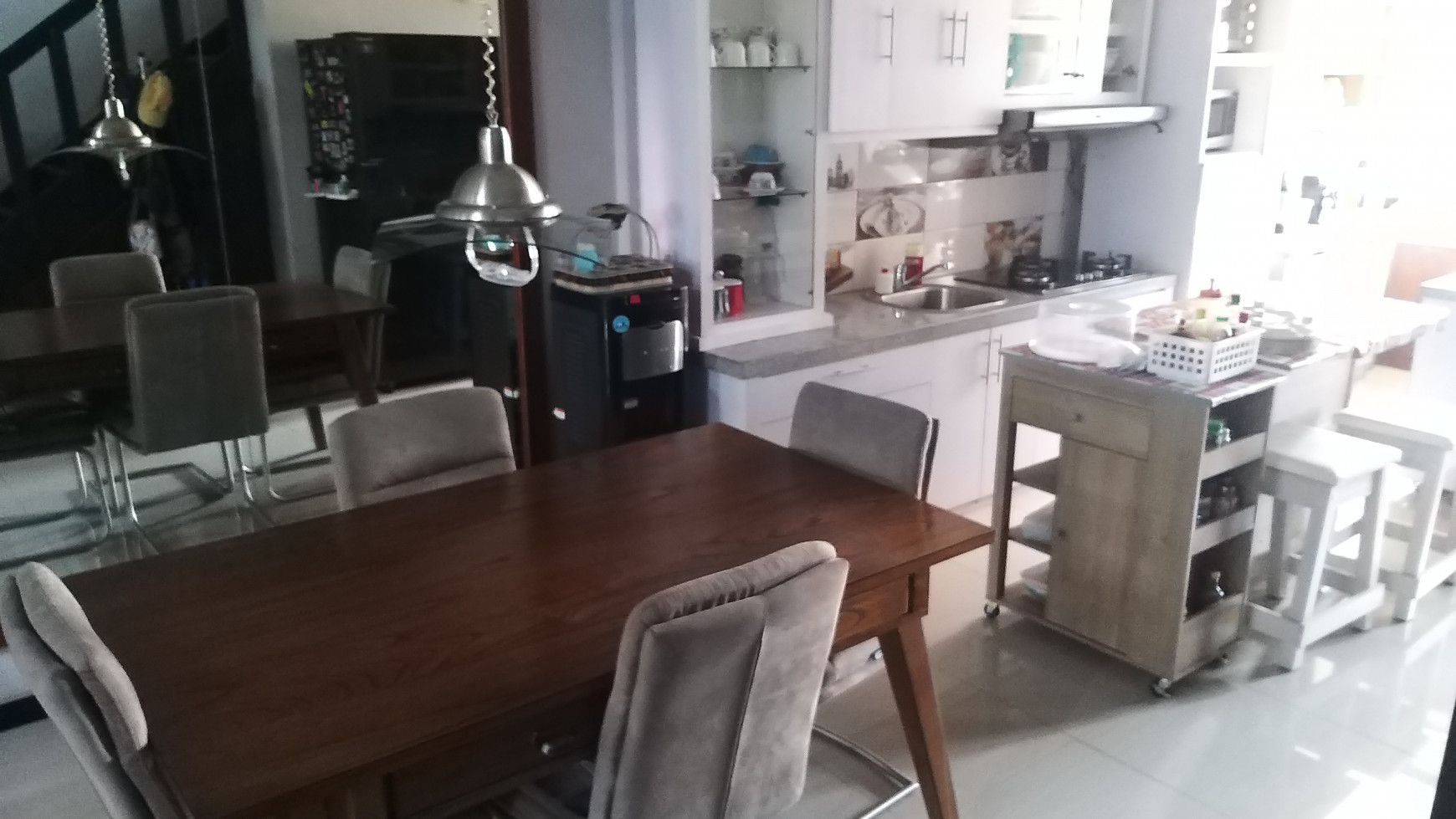 Rumah Full Furnished , Ciumbuleuit atas dekat Hotel Padma