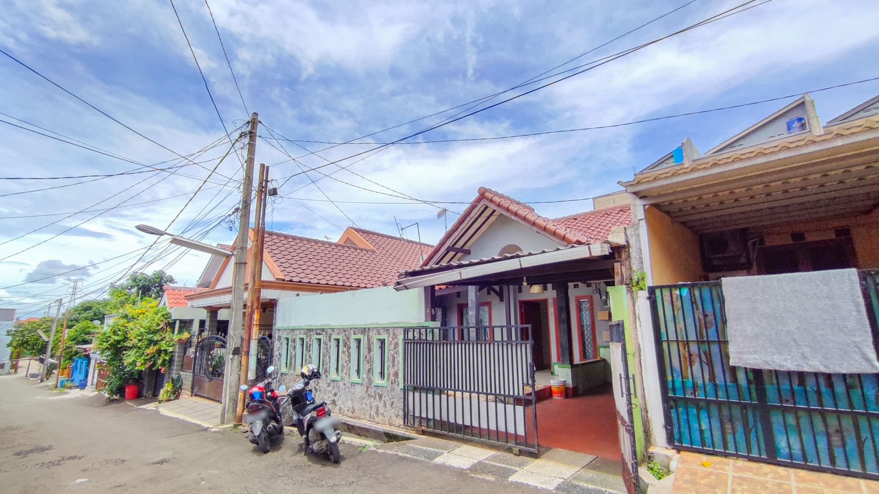 Rumah dalam Poin Mas, Pancoran Mas Depok