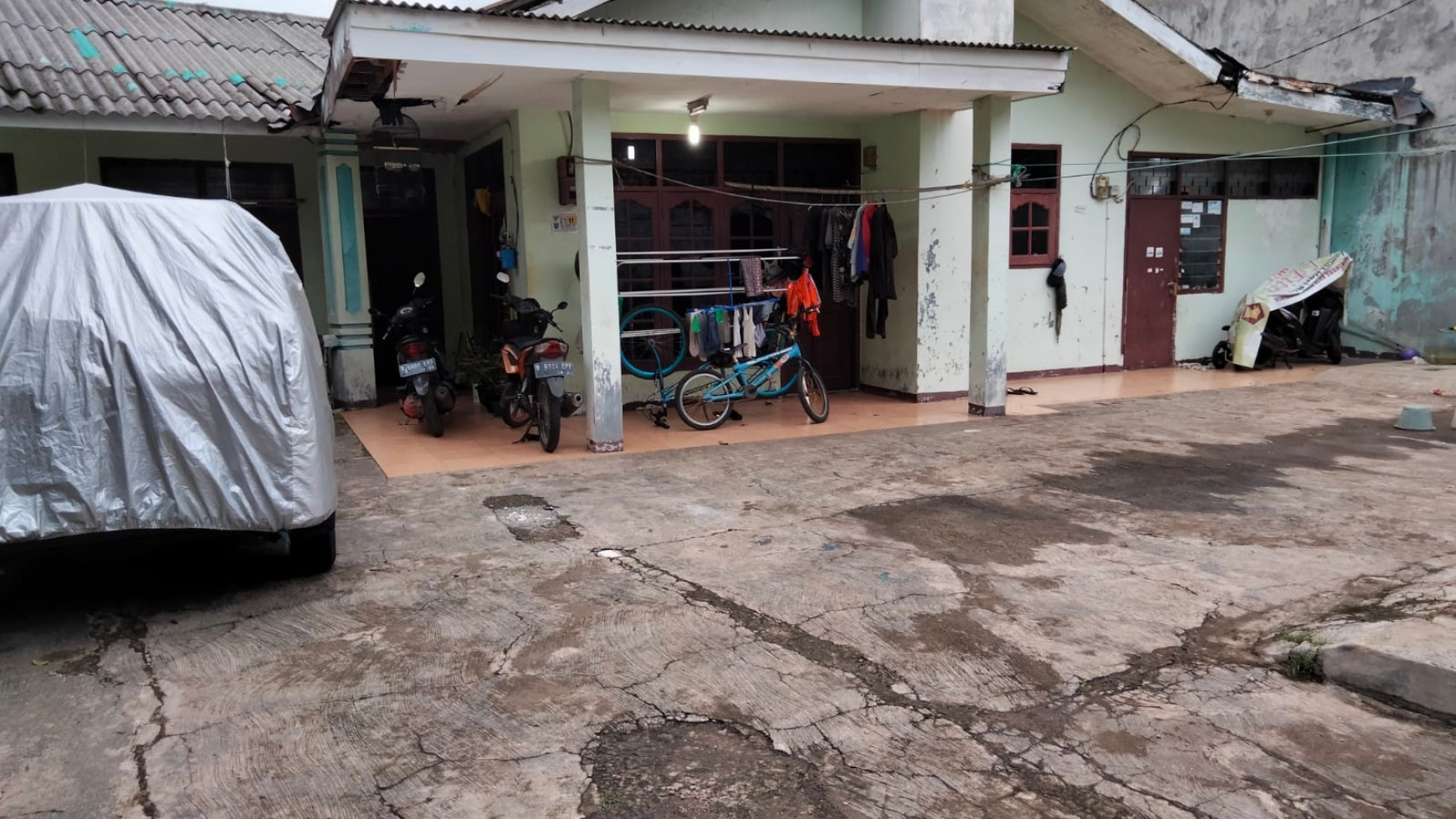 Rumah Kos2an di Belakang Rumah Sakit Universitas Indonesia Depok