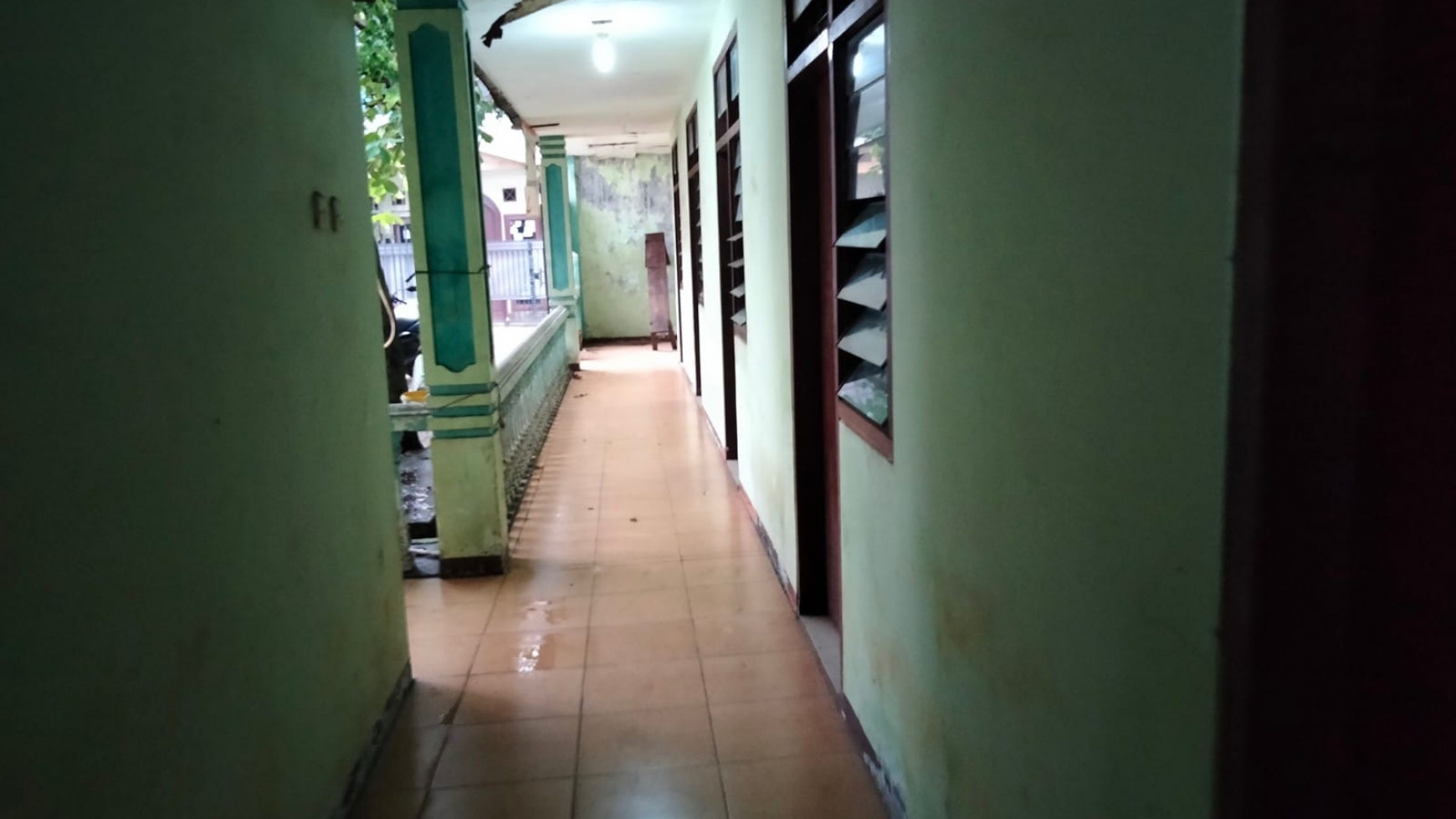 Rumah Kos2an di Belakang Rumah Sakit Universitas Indonesia Depok