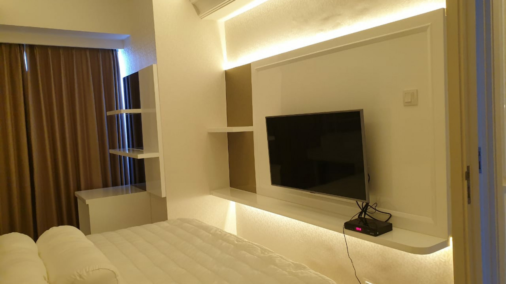 Dijual Apartemen Baru Gress Kondominium La Riz Full Furnished