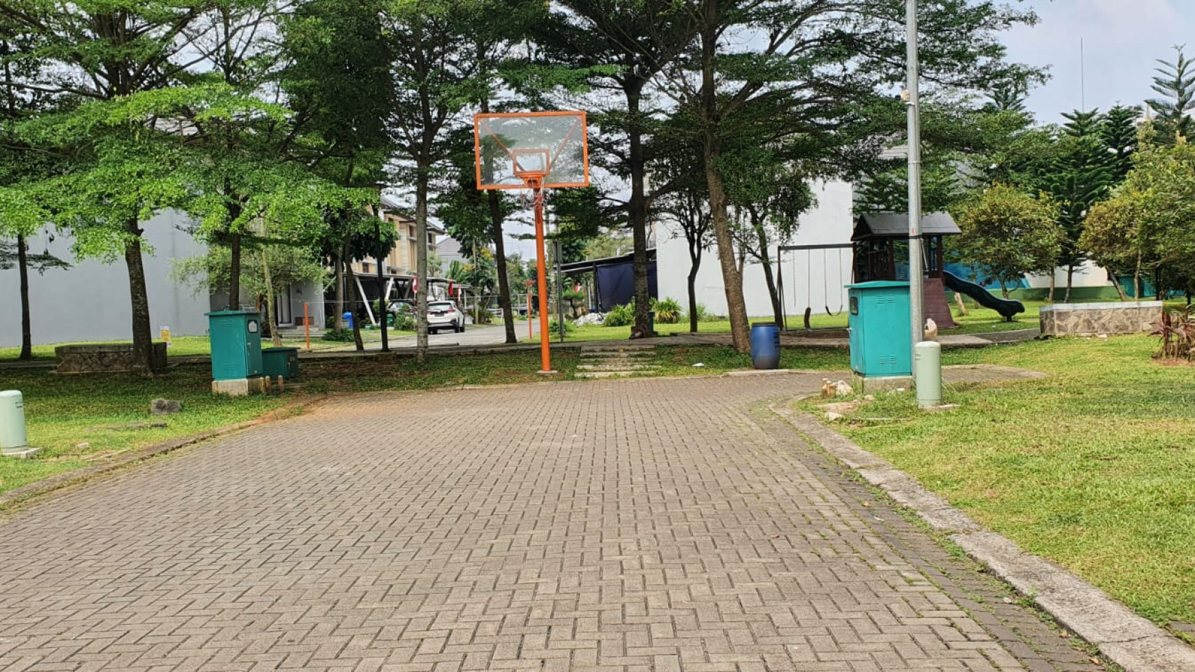 kavling kecil cantik Eminent BSD city