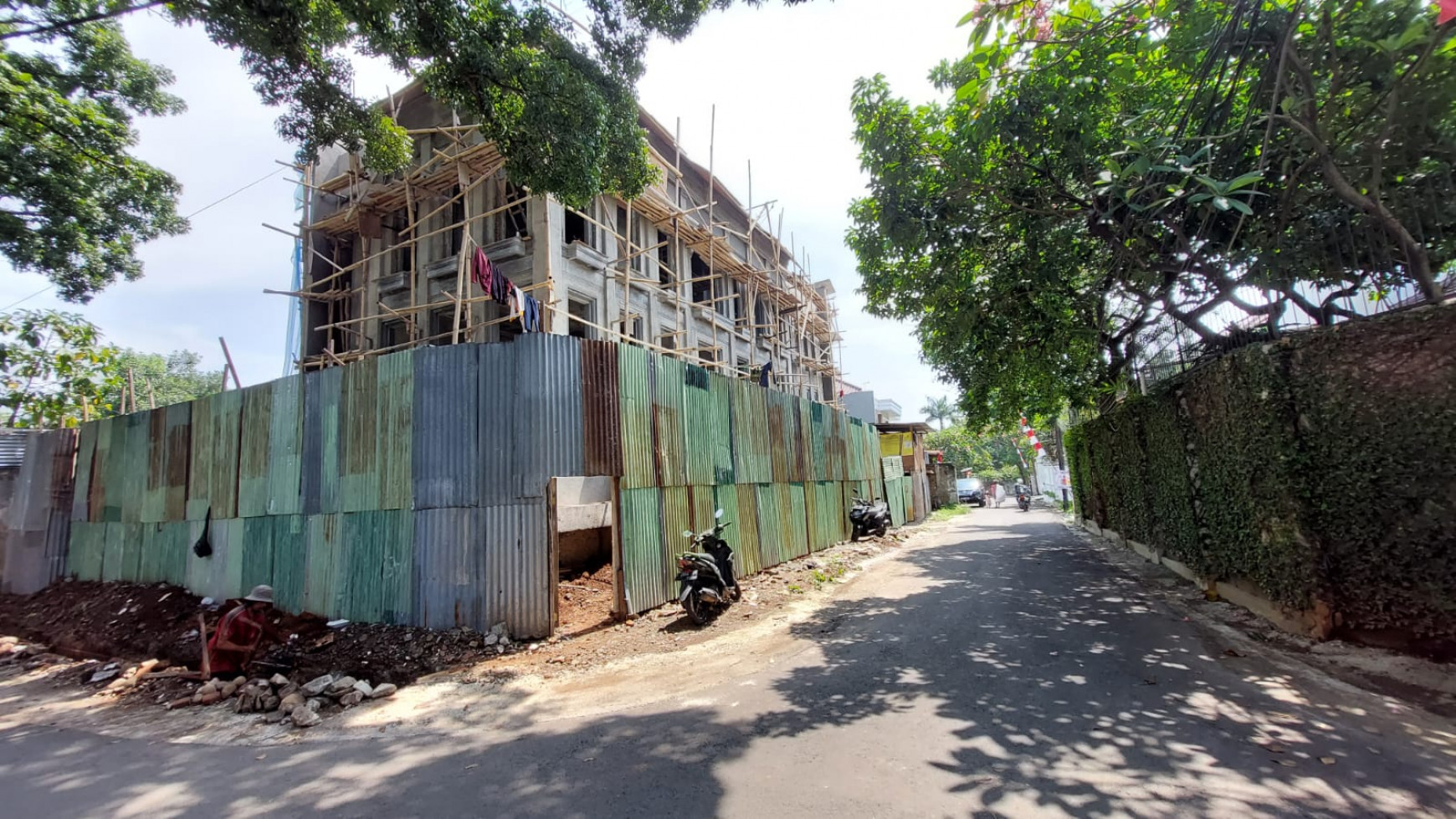 Dijual Rumah 4 Lantai Kemang Selatan 