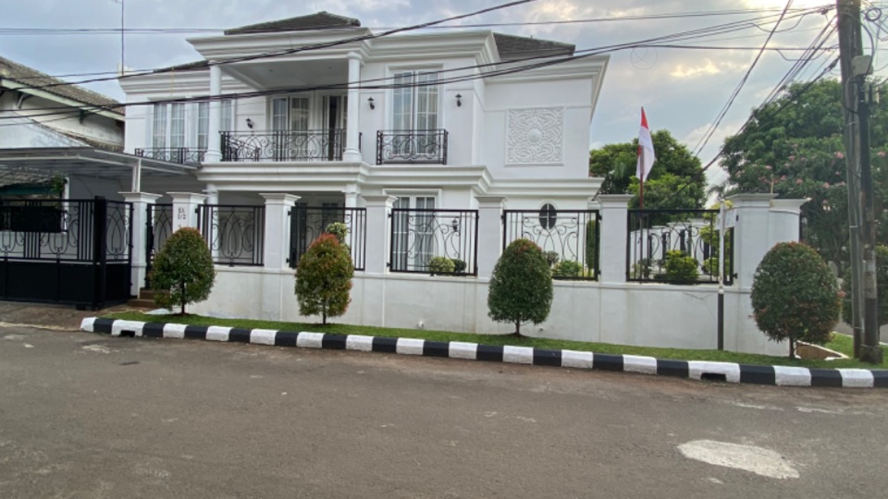 Rumah Bagus Di Mertilang Bintaro Jaya Sektor 9