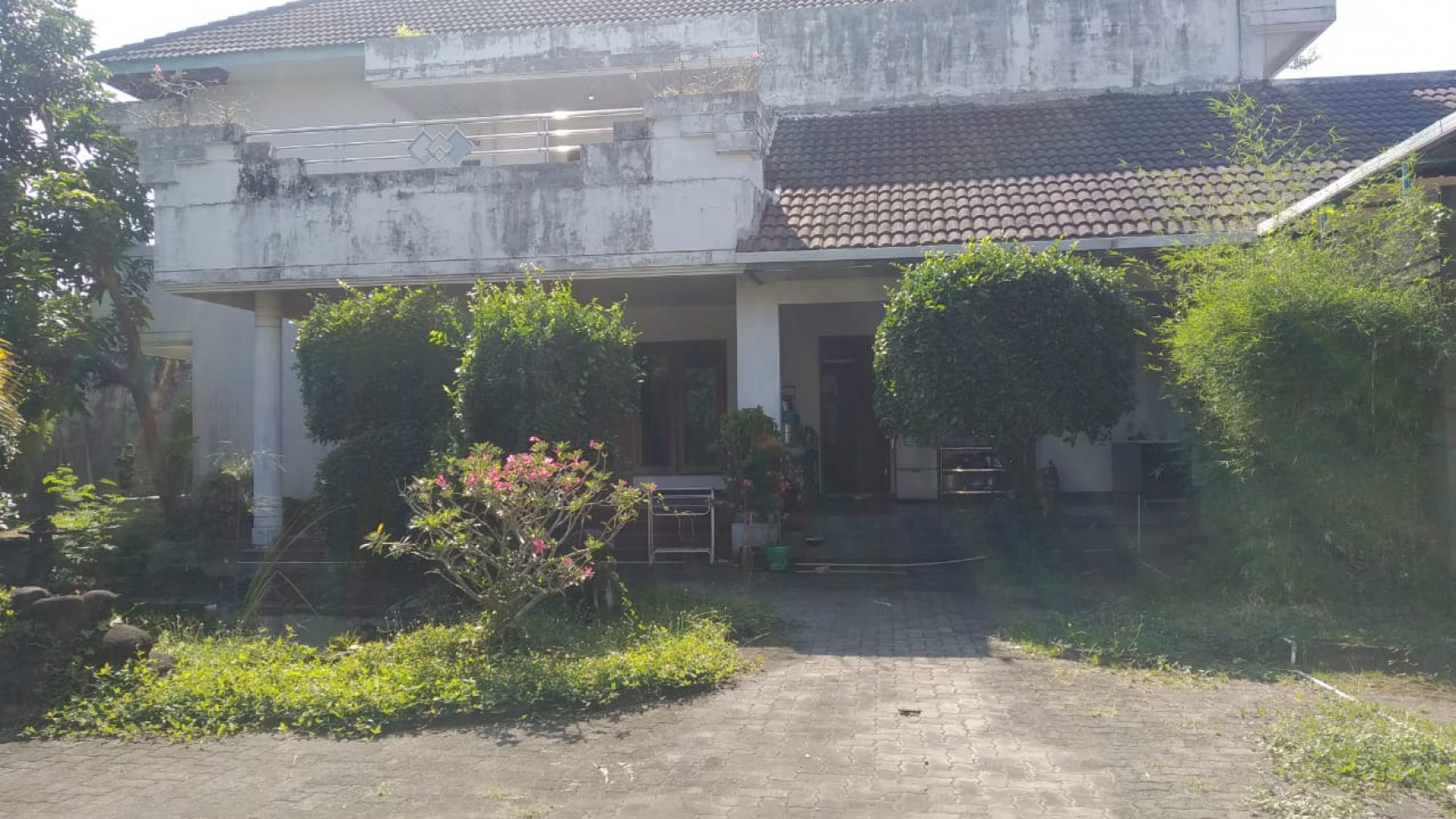 RUMAH MEWAH SELUAS 2925 METER PERSEGI DEKAT XT SQUARE YOGYAKARTA