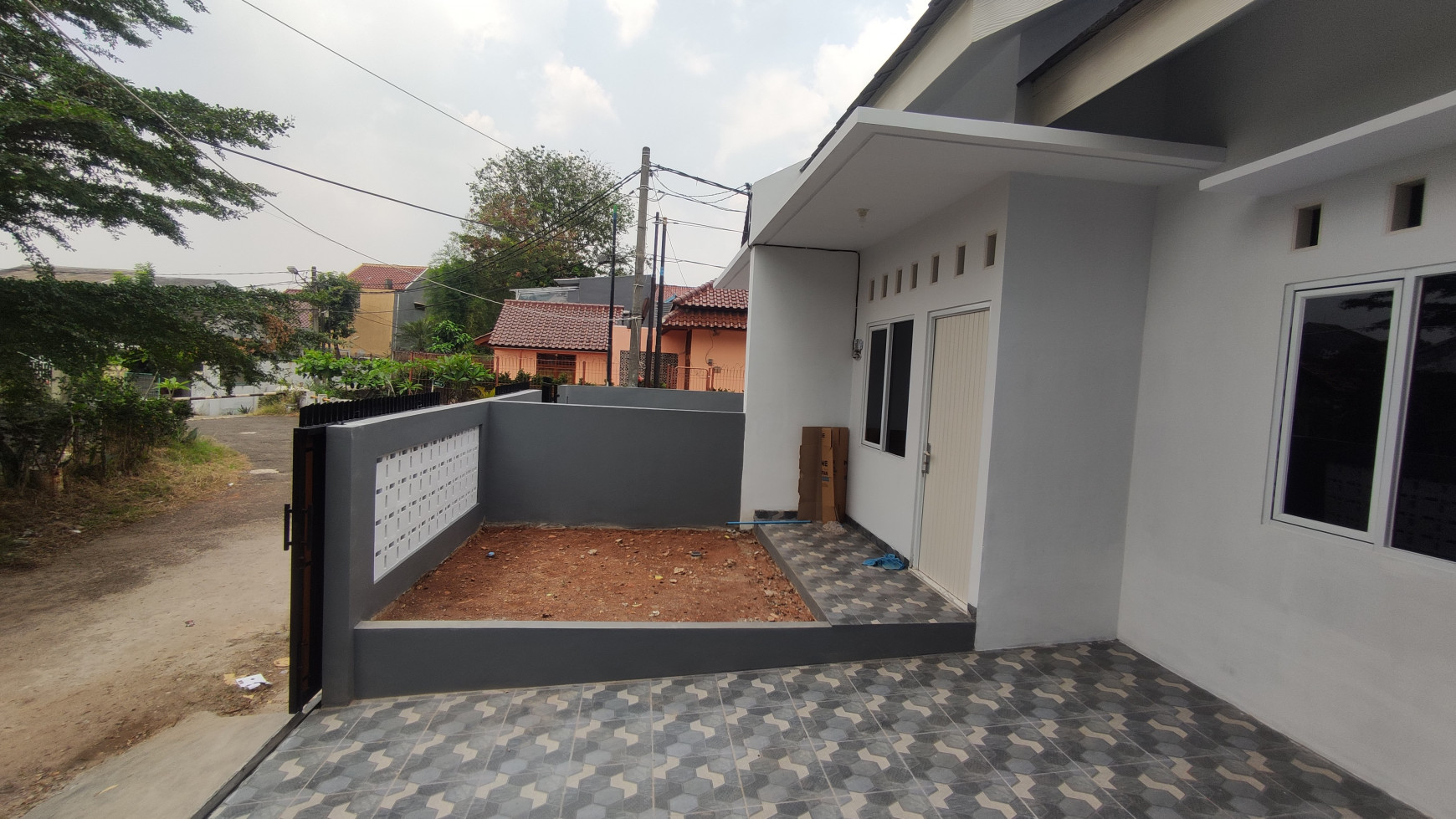 Rumah Brand New Baru 100% Sisa 1 Unit