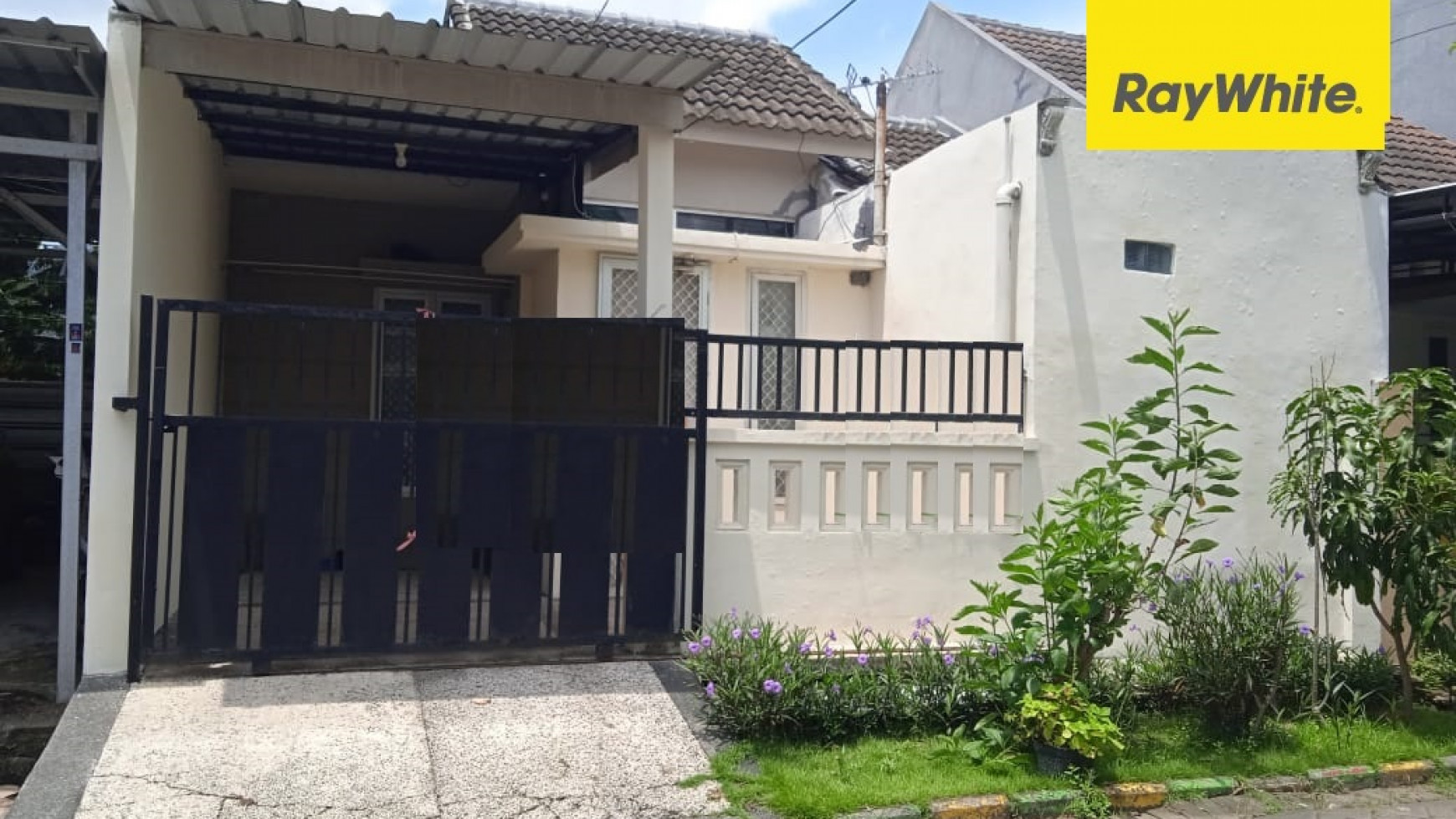 Dijual Rumah di Wisma Lidah Kulon, Surabaya