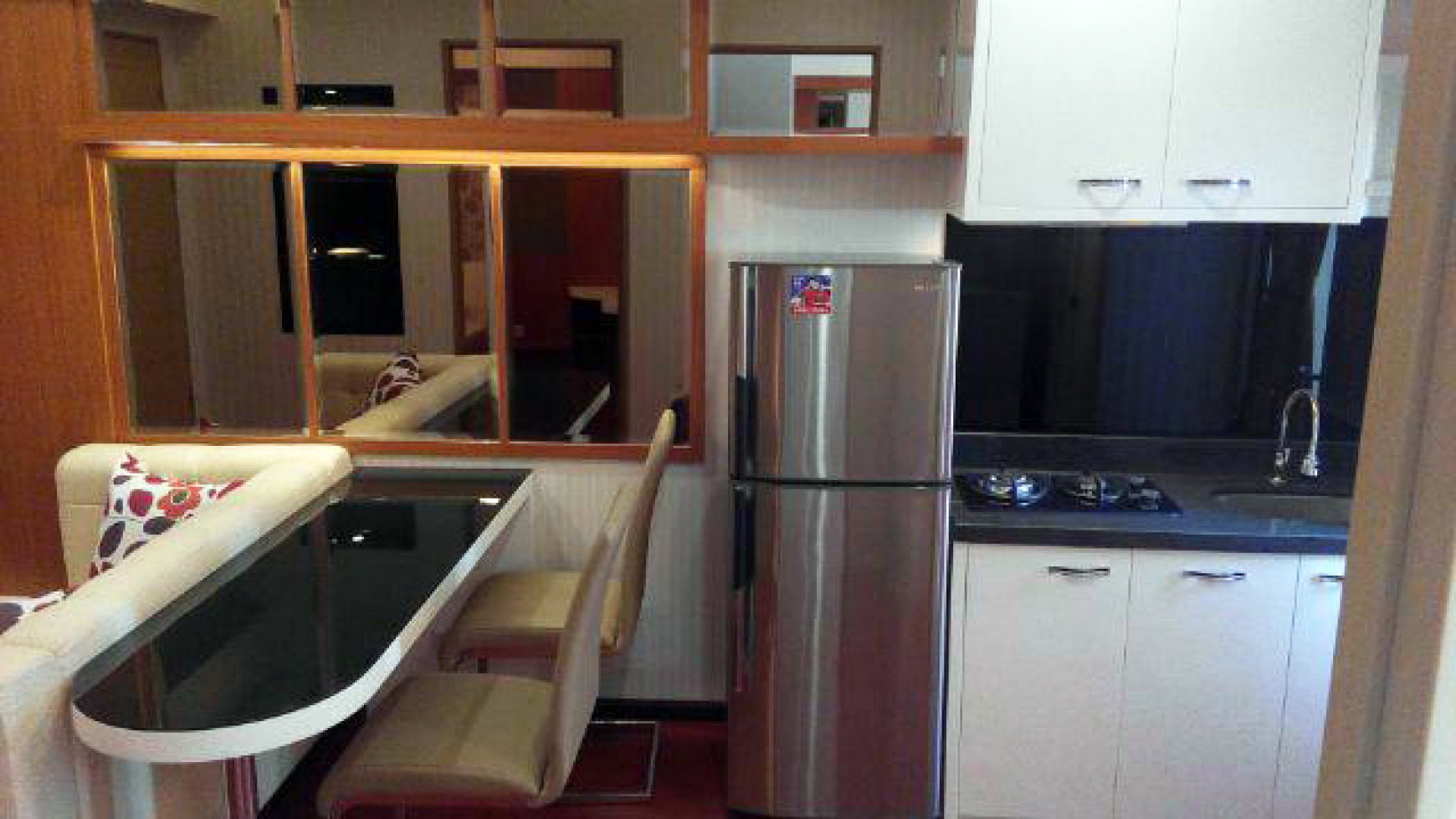 Sewa Apartemen 2 BR, Furnish, View Pool, Siap Huni