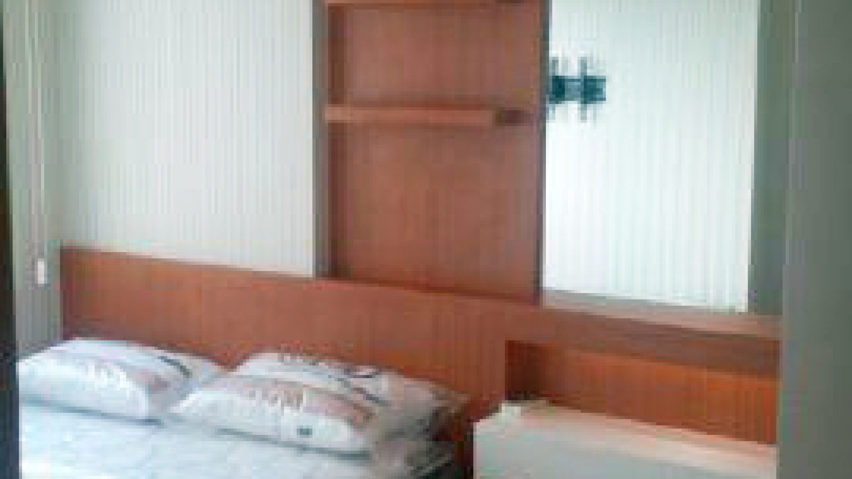 Sewa Apartemen 2 BR, Furnish, View Pool, Siap Huni