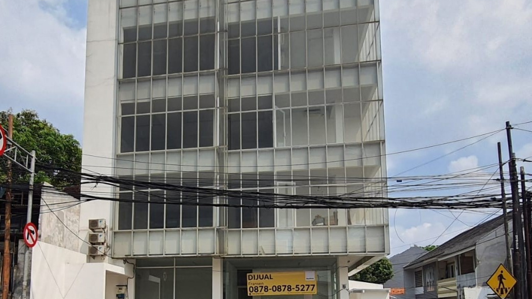 Disewakan Mini Building / Ruko Gandeng 4,5 Lantai di Bintaro Raya, Jakarta Selatan