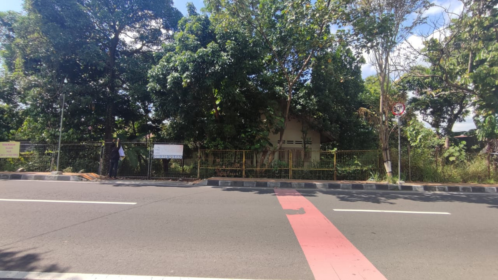 RUMAH DAN TANAH DI KOTA KLATEN TENGAH 