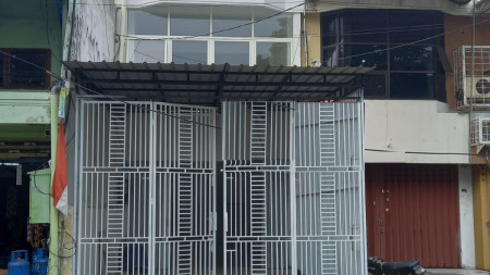 Dijual Ruko di Jalan Raya Darmo Baru, Surabaya Barat